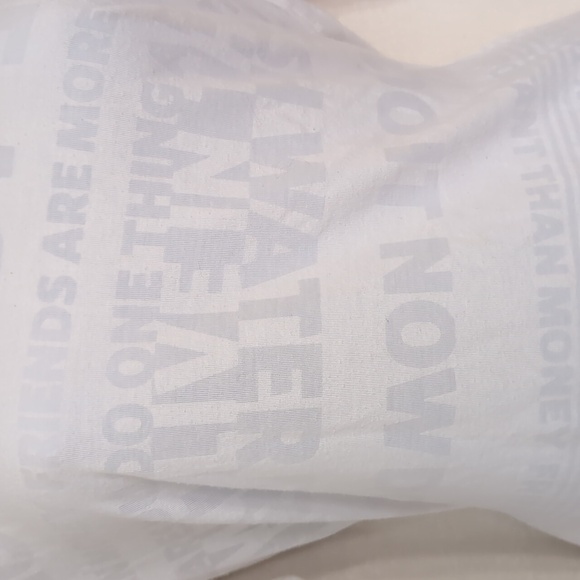 Lululemon Daily Practice White Long Sleeve Tee *Flawed* Size Medium - Picture 2 of 7